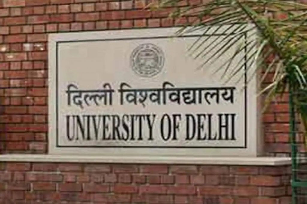 Delhi Govt. accuses 12 DU principals of creating hostile environment