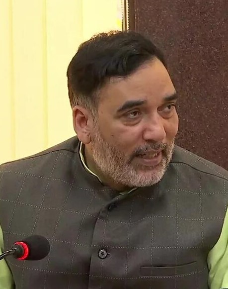 Delhi minister Gopal Rai announced to launch the campaign against open garbage burning