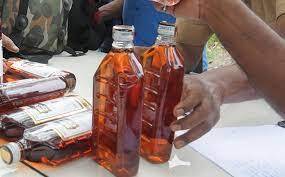 A lady of Sansi community arrested in Baba Haridas Nagar for selling illicit liquor