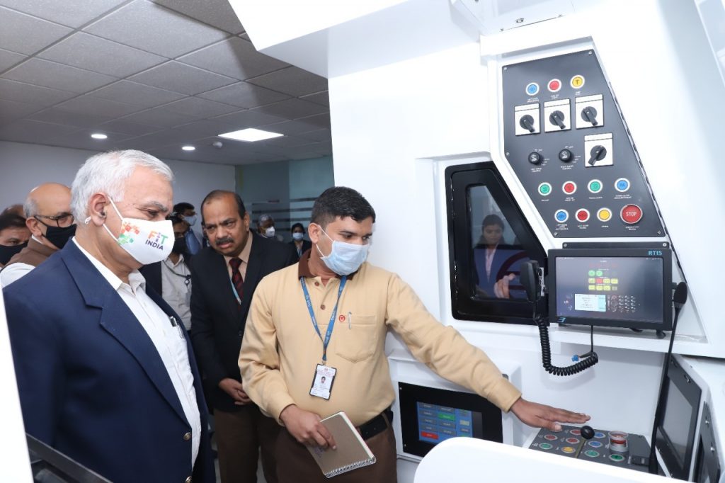 Delhi Metro unveils driver training & evaluation simulator