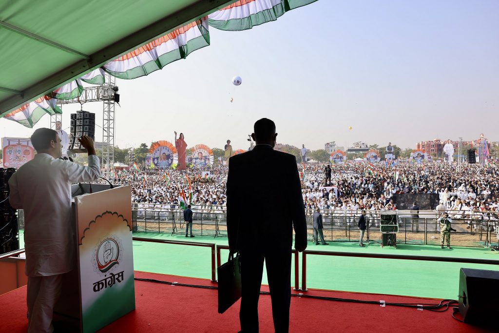 Rahul Gandhi addressing Congress' Mehengai Hatao Rally in Jaipur on Sunday