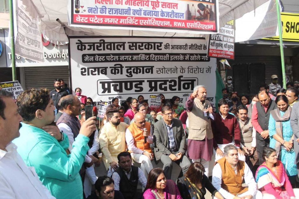 Kejriwal must shut new liquor shops in residential areas: Adesh Gupta