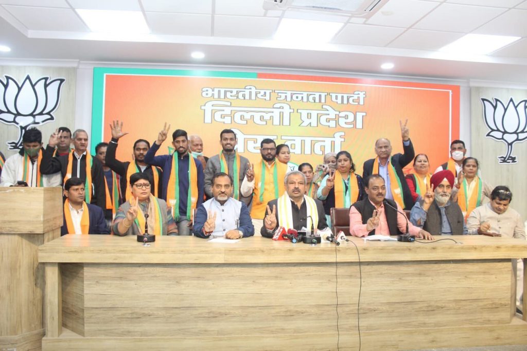 Congress’ MCD Councillor Amarlata Sangwan joins BJP