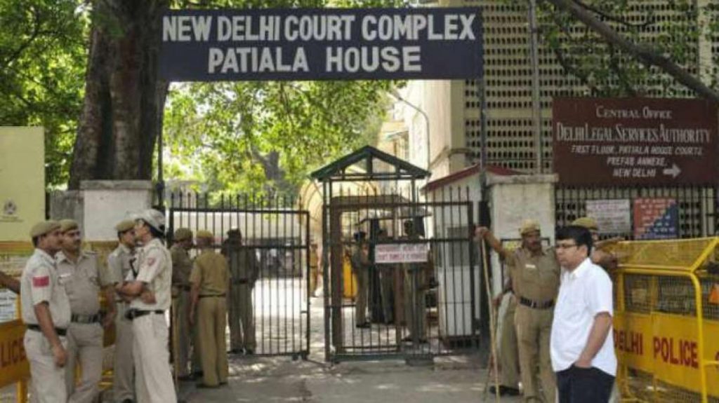 Patiala House Court judge asks misbehaving lawyer to “shut-up”
