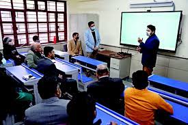 Delhi Govt. to set up smart boards in 20 K classrooms