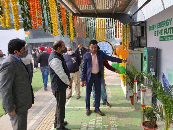 South Delhi gets first e-vehicle charging station