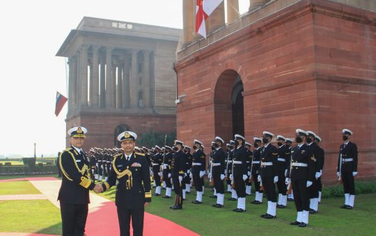 Oman Navy chief visits India