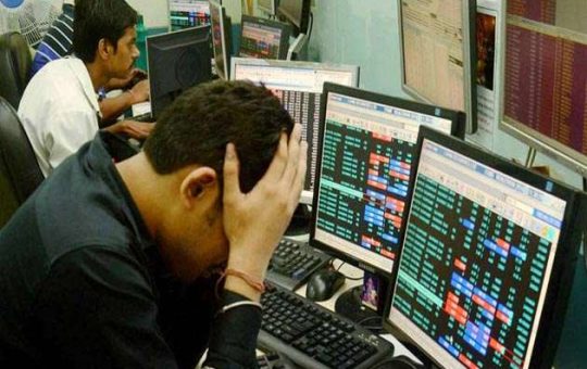 U.S., Russia tensions over Ukarine lead to Indian stocks crash