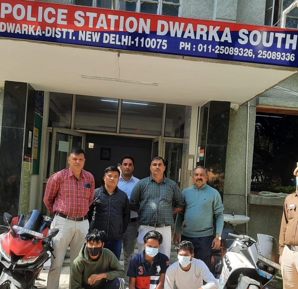 Four motorcycle-snatchers nabbed in Delhi’s Dwarka area