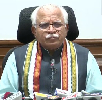 Haryana CM Khattar running from pillar to post to get sufficient IAS officers to run his govt.!