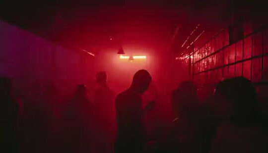 गुरुग्राम के अरावली पहाड़ों में युवक-युवतियों की चल रही थी रेव पार्टी, पुलिस ने मारी रेड